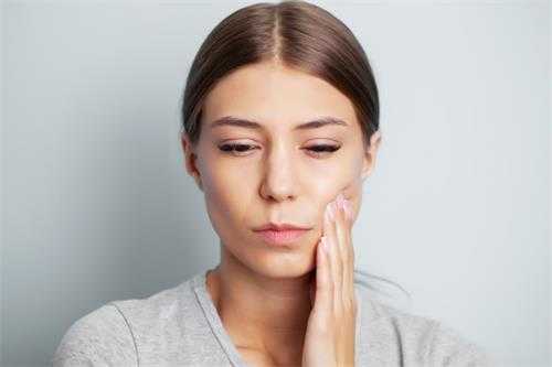 上颌前突畸形的矯治原則有哪些？