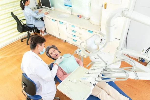 深圳牙齒美白注意事項及保持美白效果的竅門